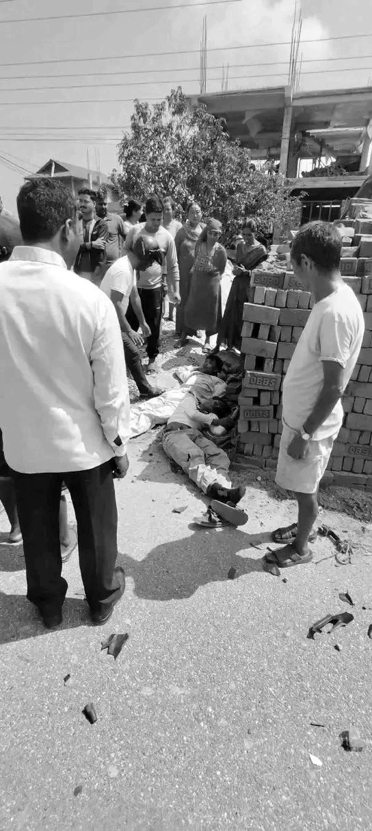  झापाको बाह्रदशीमा बसले मोटरसाइकललाई ठक्कर दिँदा मोटरसाइकल चालकको मृत्यु